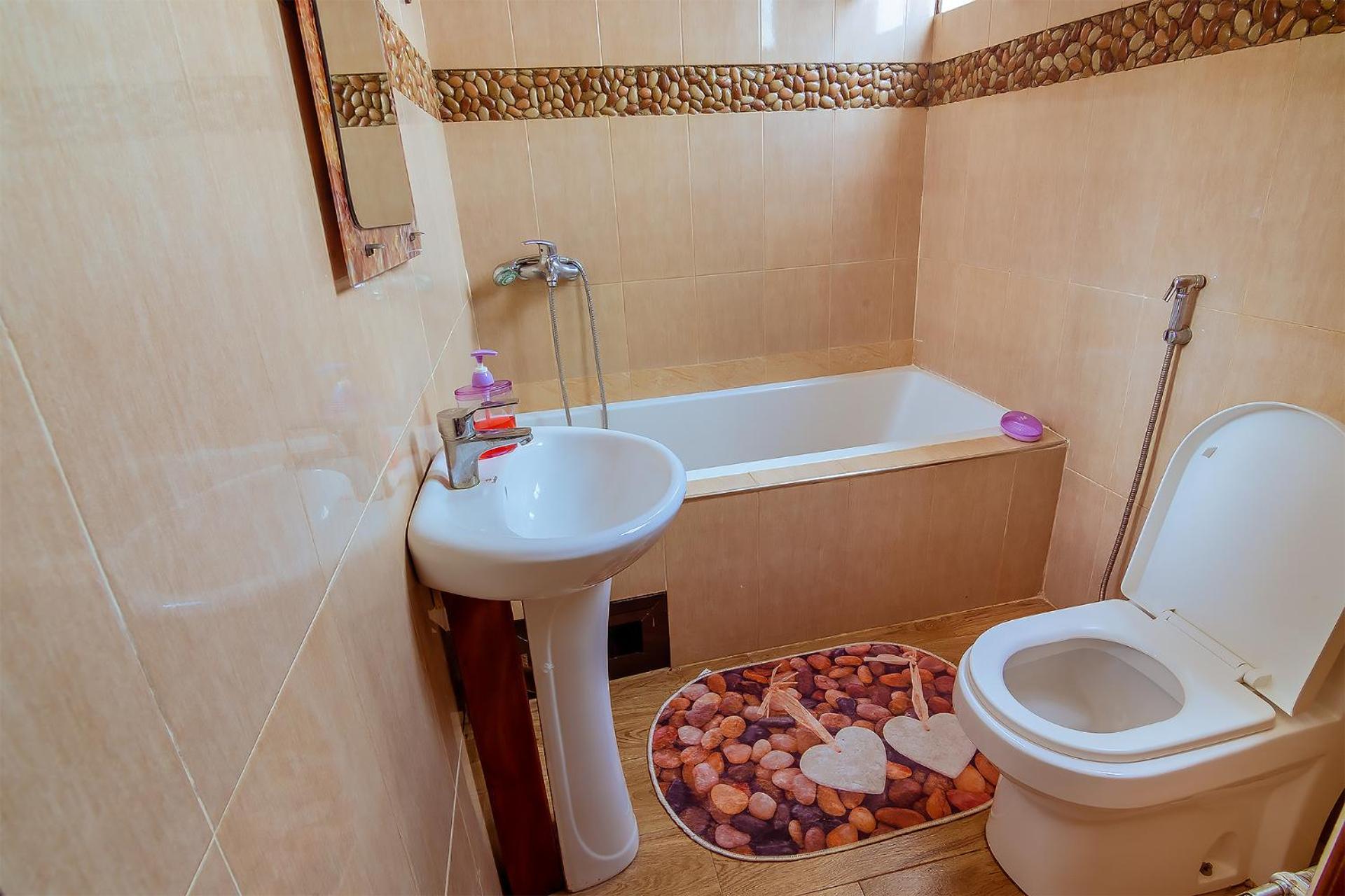 Rayan Apartments & Safaris أروشا الغرفة الصورة